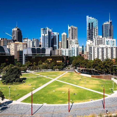 Spacious & Cosy 2 Bedroom Apartment In Darling Harbour Сидни Екстериор снимка