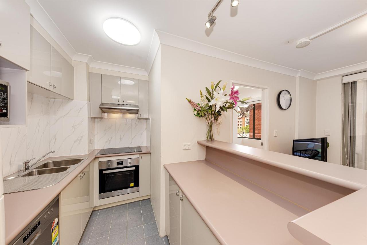 Spacious & Cosy 2 Bedroom Apartment In Darling Harbour Сидни Екстериор снимка